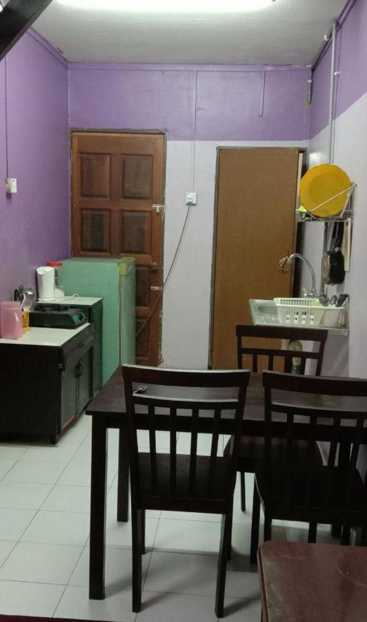 Bajet Homestay - Low Cost Houses Kuantan Ngoại thất bức ảnh